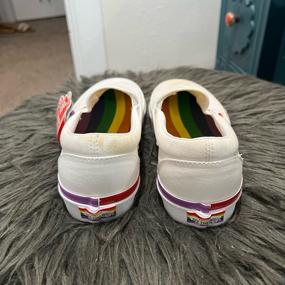 Vans Rainbow Rainbow Foxing SlipOn - Picture 3 of 7
